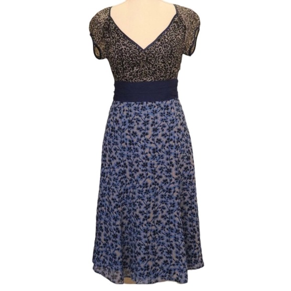 Viola Women’s Silk Dress Cap Sleeve Multi Floral Fit And Flare Size 6 - Picture 3 of 12